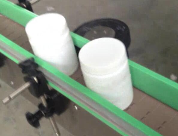 Máquina de etiquetaxe de botellas redondas, embotelladora e etiquetadora para frasco suger