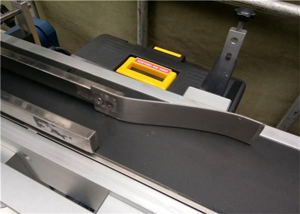 Alimentación automática Etiqueta adhesiva superior / autoadhesiva Tipo de etiqueta