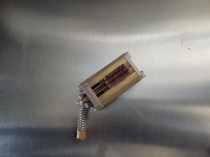 Máquina de etiquetaxe personalizada de tres ou dobre cara con máquina de codificación