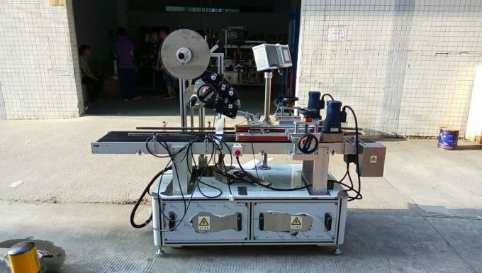 Máquina de etiquetaxe superior 1500W / Equipo de aplicación de etiquetas para tapóns, caixas, revistas, cartóns