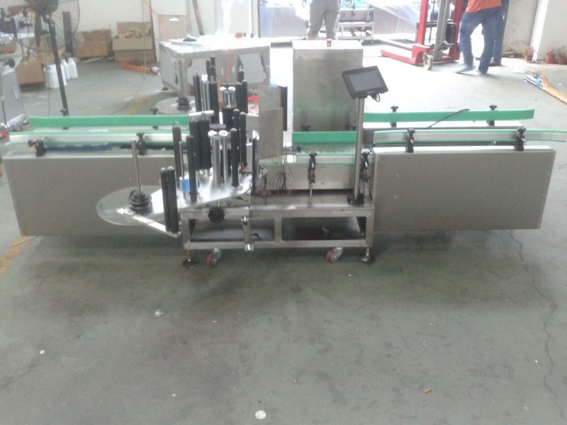 Proveedor de máquinas de etiquetas automáticas con control PLC intelixente de Siemens con superficie de recollida