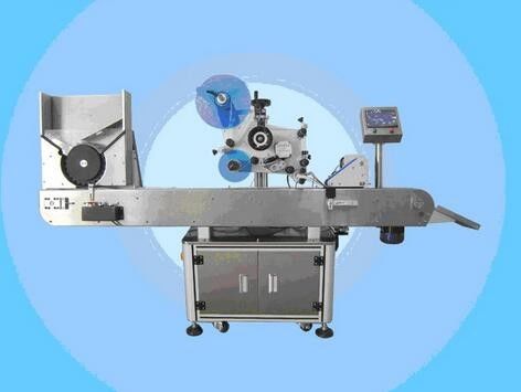 China Máquina de etiquetaxe automática de frascos Máquina de etiqueta de esmalte de uñas para cosméticos provedor