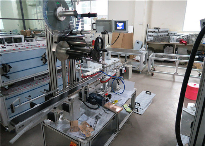 Equipo aplicador de etiquetas de velocidade superior de 1-50 m / min de China para superficies planas